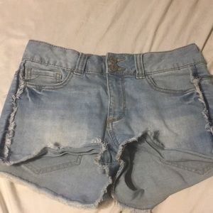 Shorts from mudd, 56% cotton 22% Rayon 2% Lycra